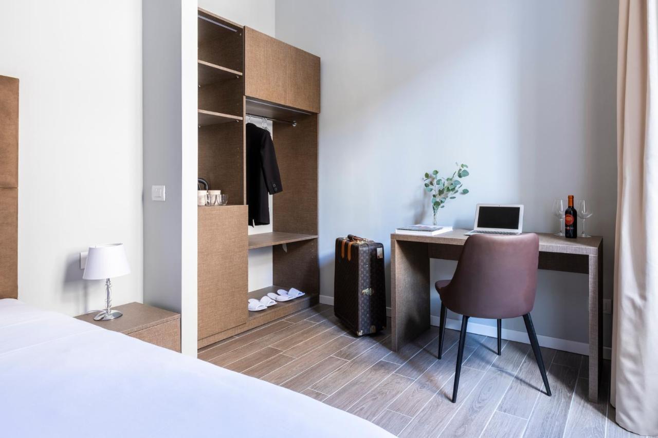 Giubbonari Suites Рим Экстерьер фото